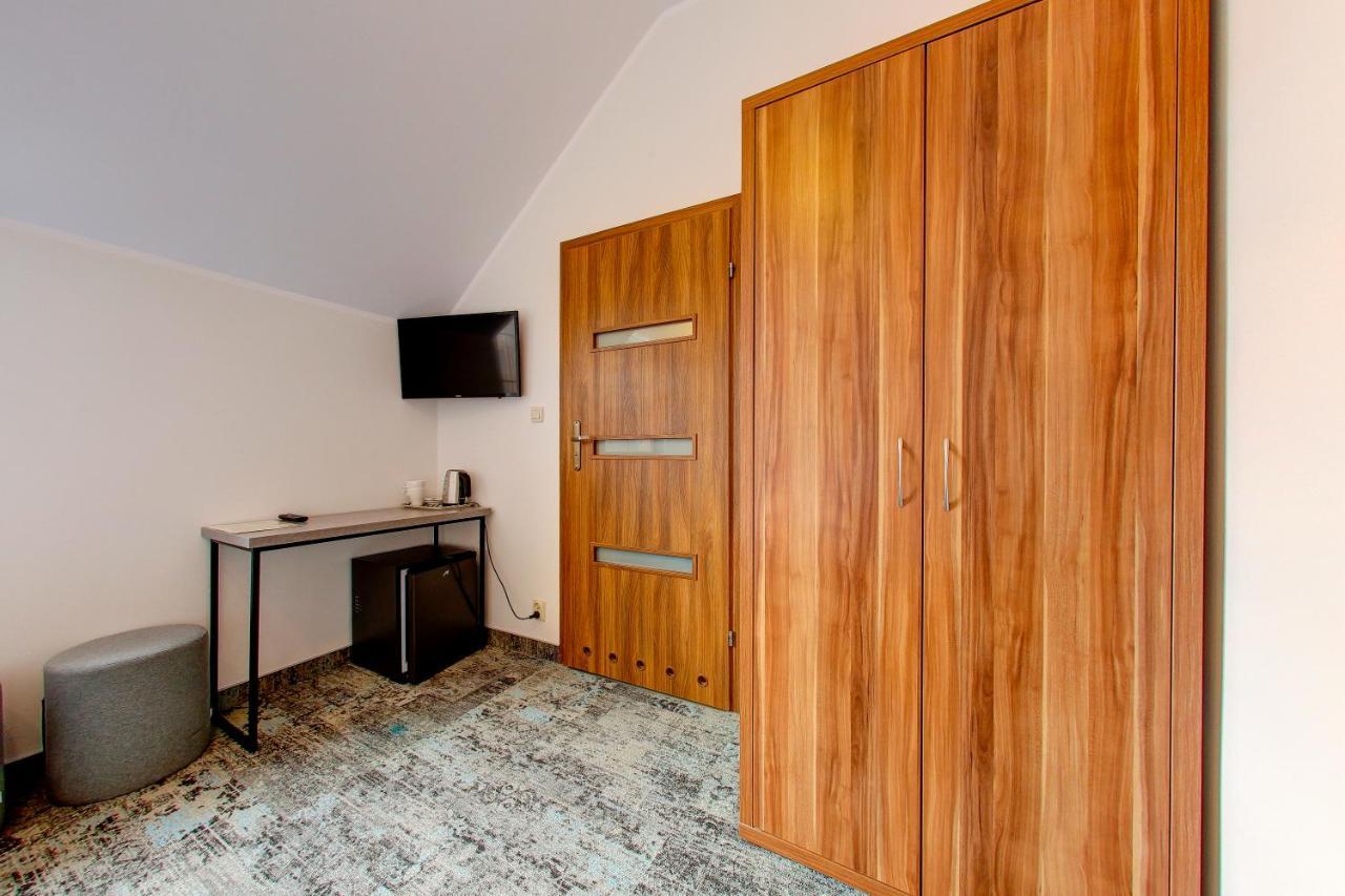 Pod Debem Kompleks Zeglarsko-Rekreacyjny Ruciane-Nida Exterior photo
